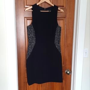 BANANA REPUBLIC Chic Black and Gray sheeth Dress
